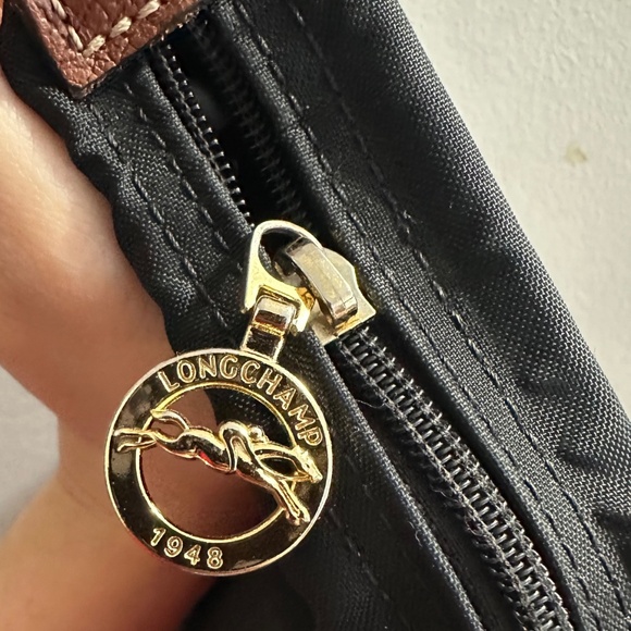 Longchamp Small Black Le Pliage Shoulder Bag - Picture 5 of 9